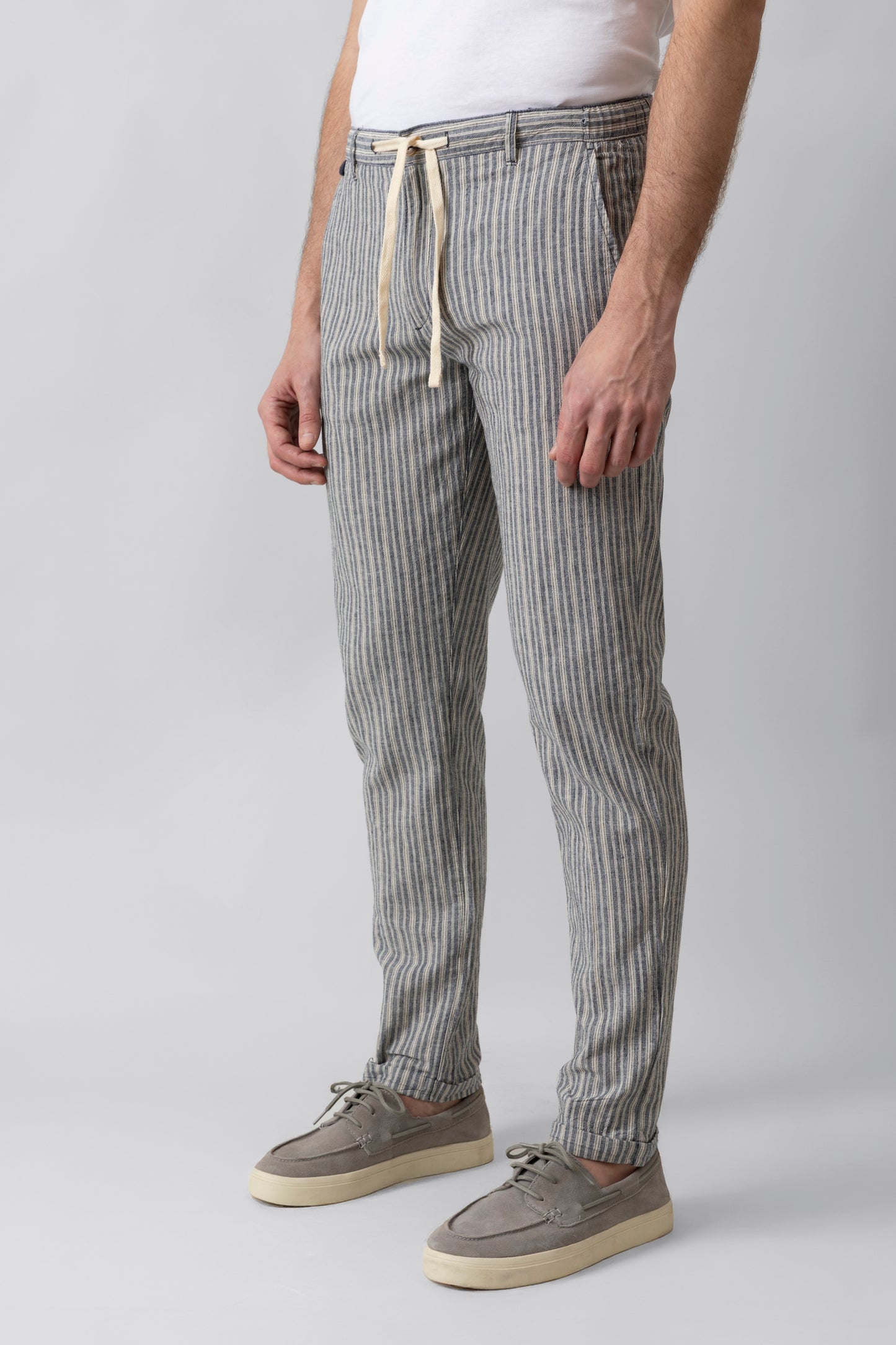 Pantalaccio in misto lino cotone riga blu e beige