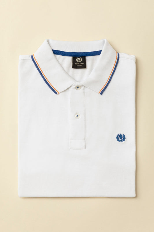 Cotton piqué polo shirt with logo under the collar and double contrast on collar and cuffs