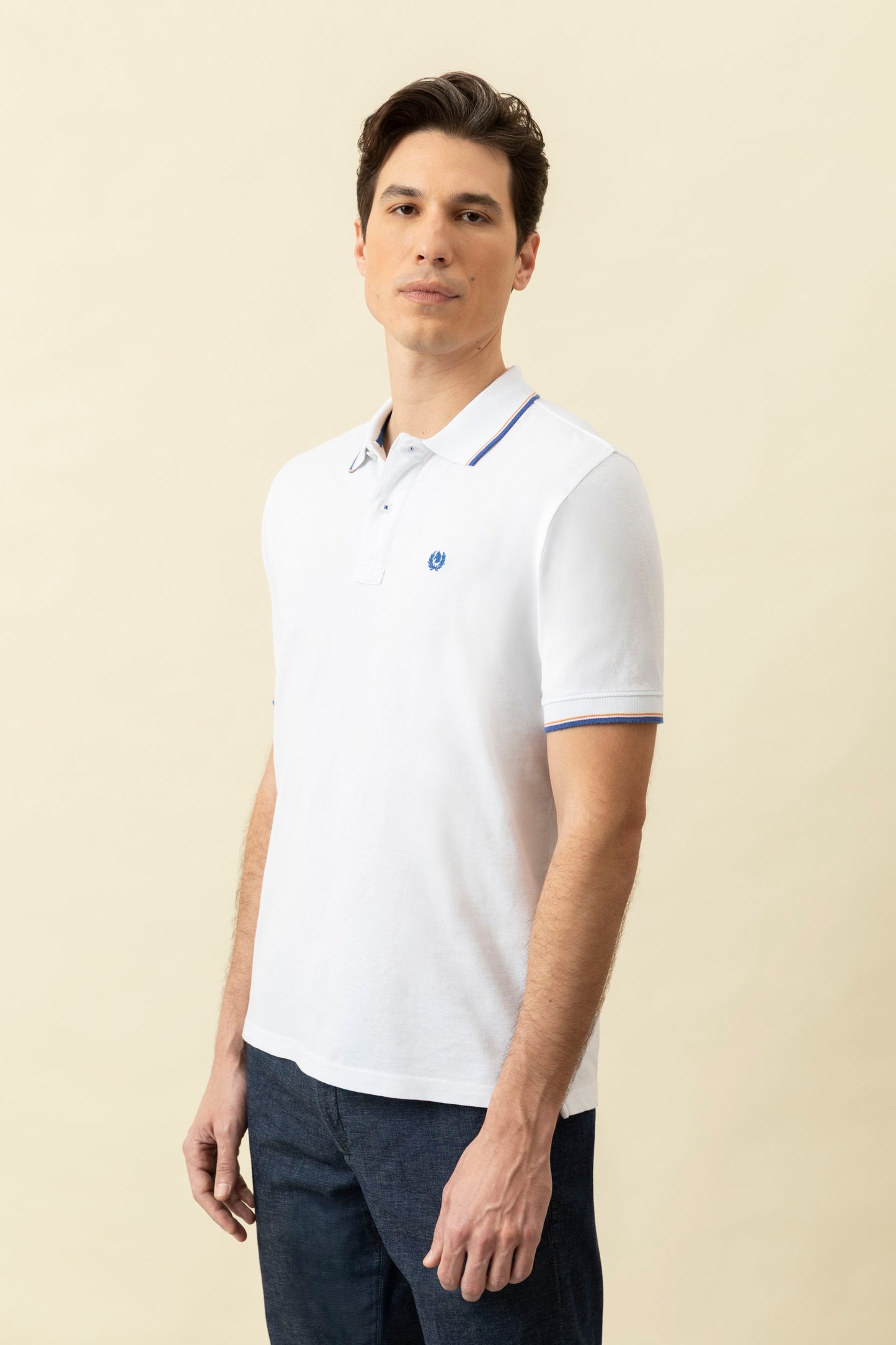 Cotton piqué polo shirt with logo under the collar and double contrast on collar and cuffs