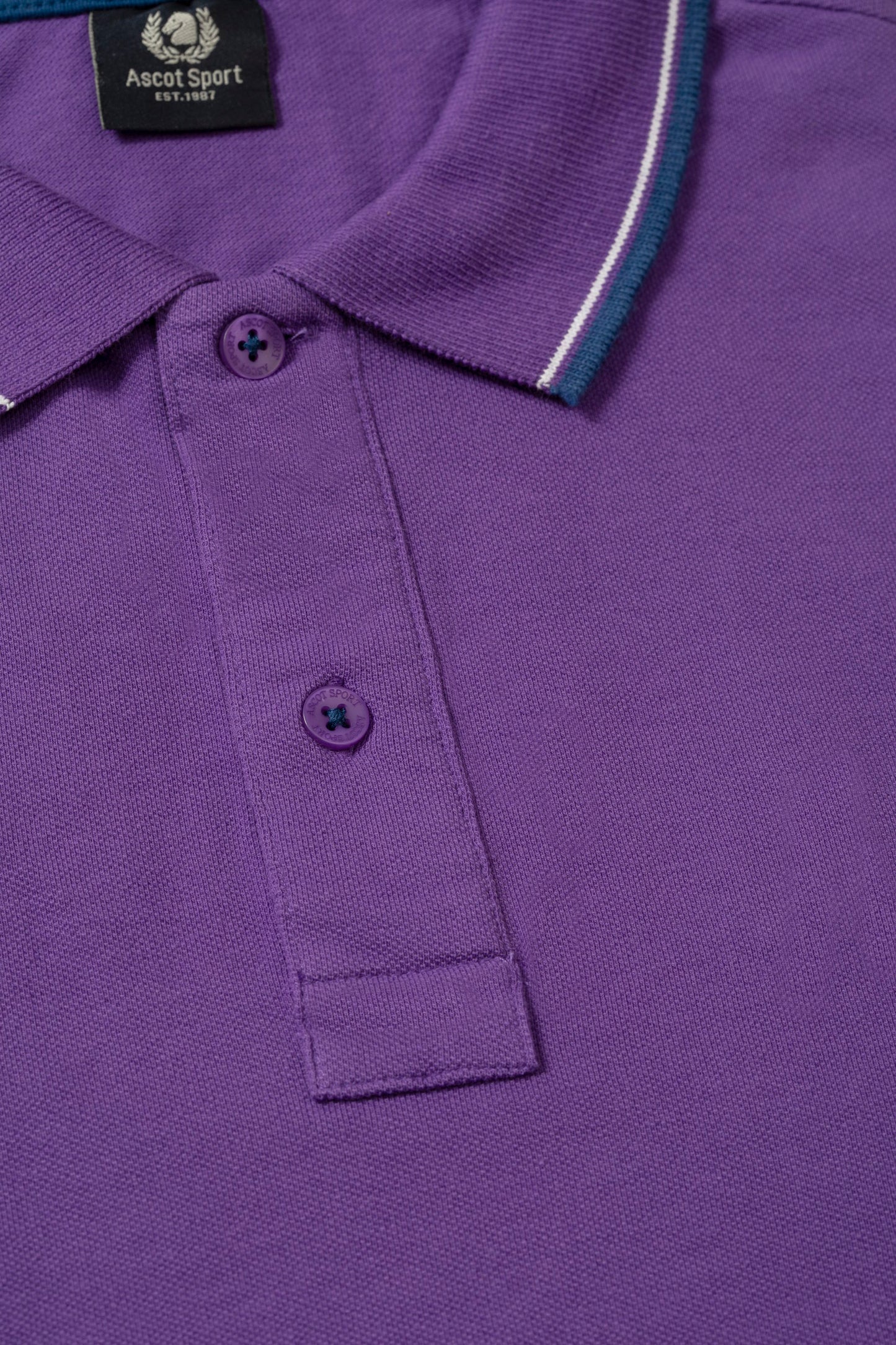 Cotton piqué polo shirt with logo under the collar and double contrast on collar and cuffs