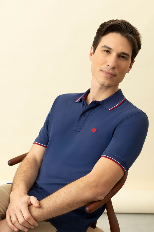 Cotton piqué polo shirt with logo under the collar and double contrast on collar and cuffs