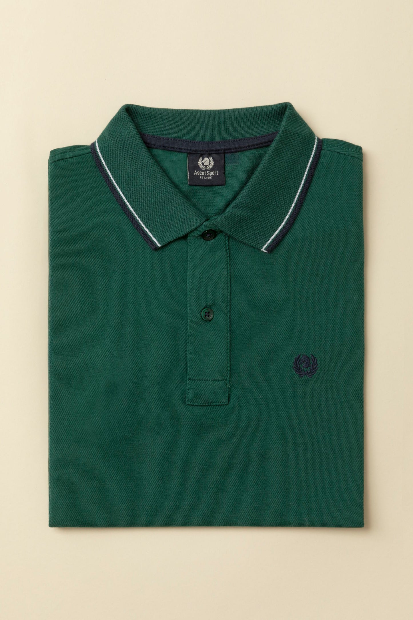 Cotton piqué polo shirt with logo under the collar and double contrast on collar and cuffs