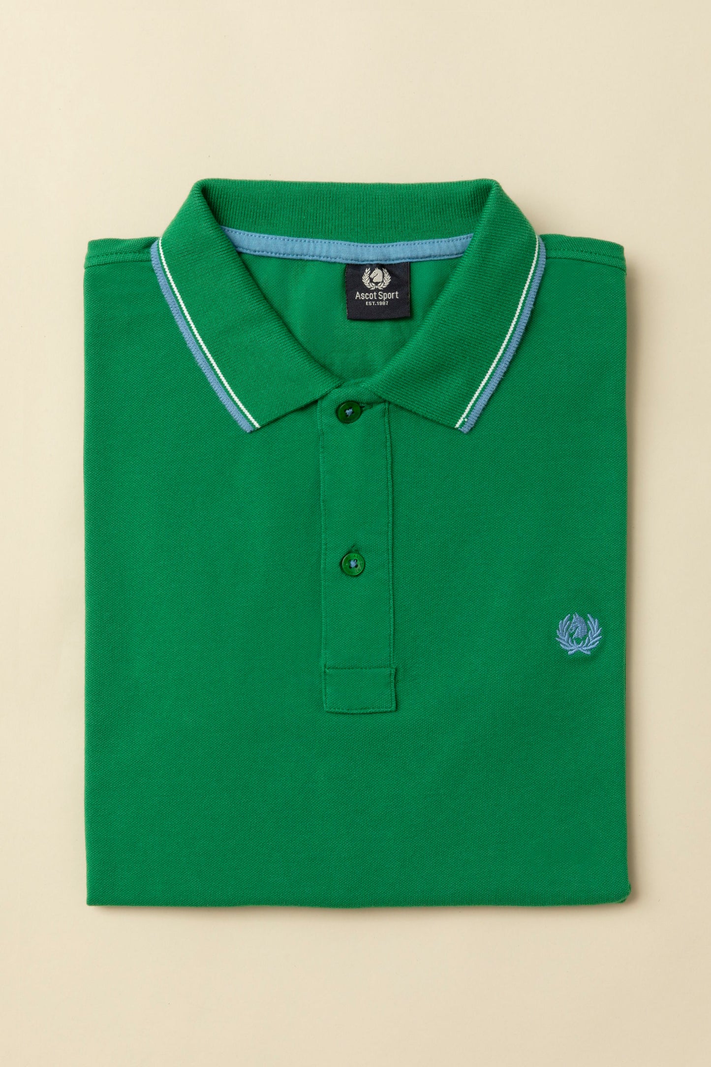 Cotton piqué polo shirt with logo under the collar and double contrast on collar and cuffs