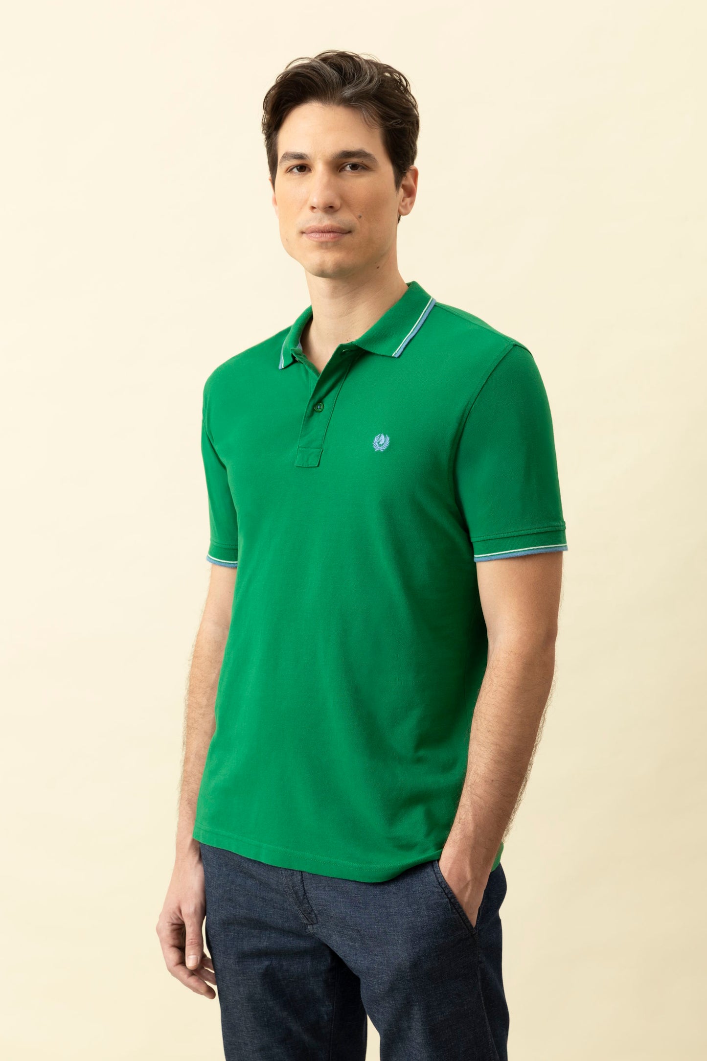 Cotton piqué polo shirt with logo under the collar and double contrast on collar and cuffs