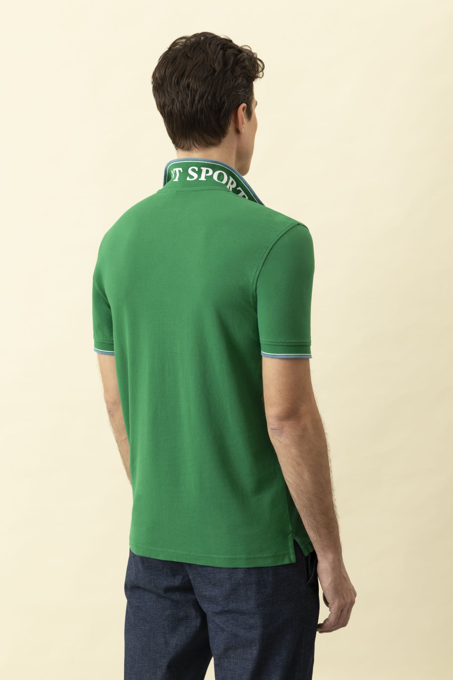 Cotton piqué polo shirt with logo under the collar and double contrast on collar and cuffs