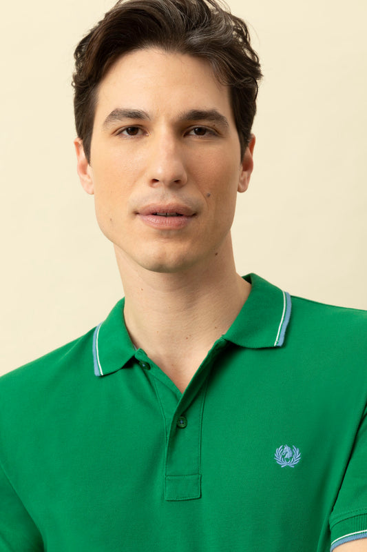 Cotton piqué polo shirt with logo under the collar and double contrast on collar and cuffs