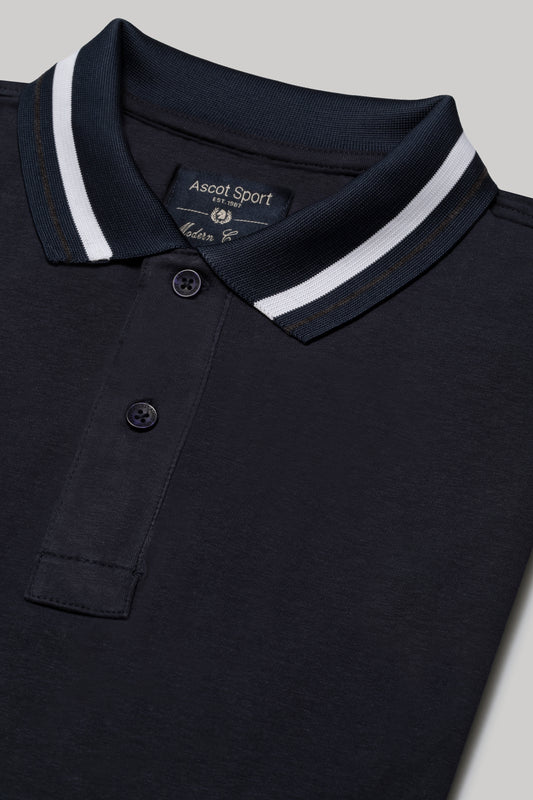 BiStretch jersey polo with contrasting detail on the collar