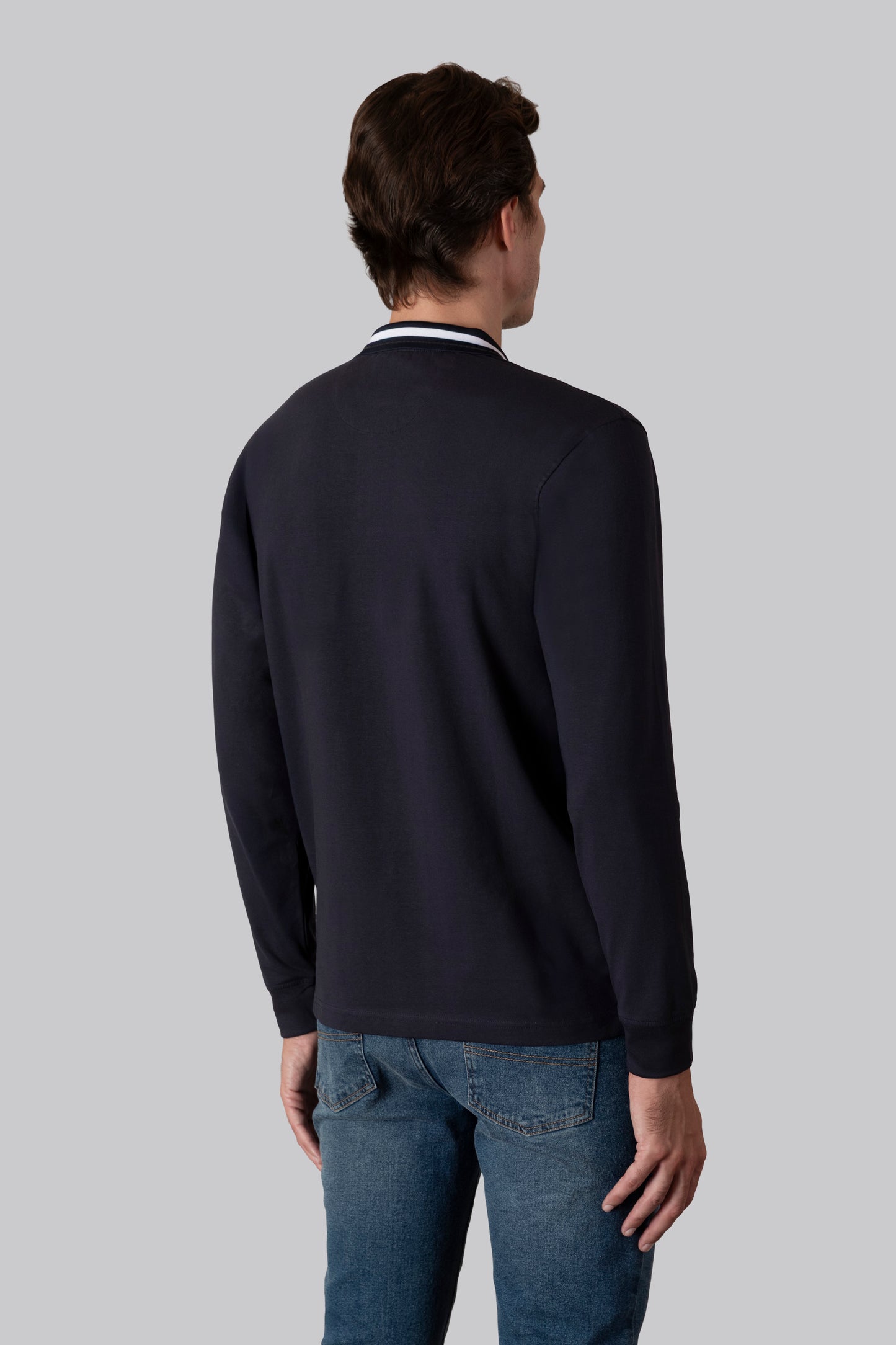 BiStretch jersey polo with contrasting detail on the collar