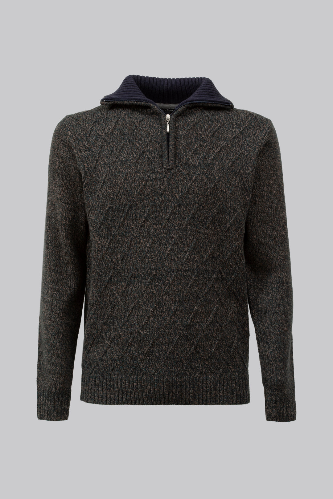 Half-zip pullover with pattern