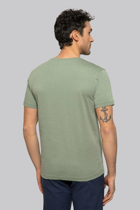 T-Shirt Grafica con Trofeo Rally