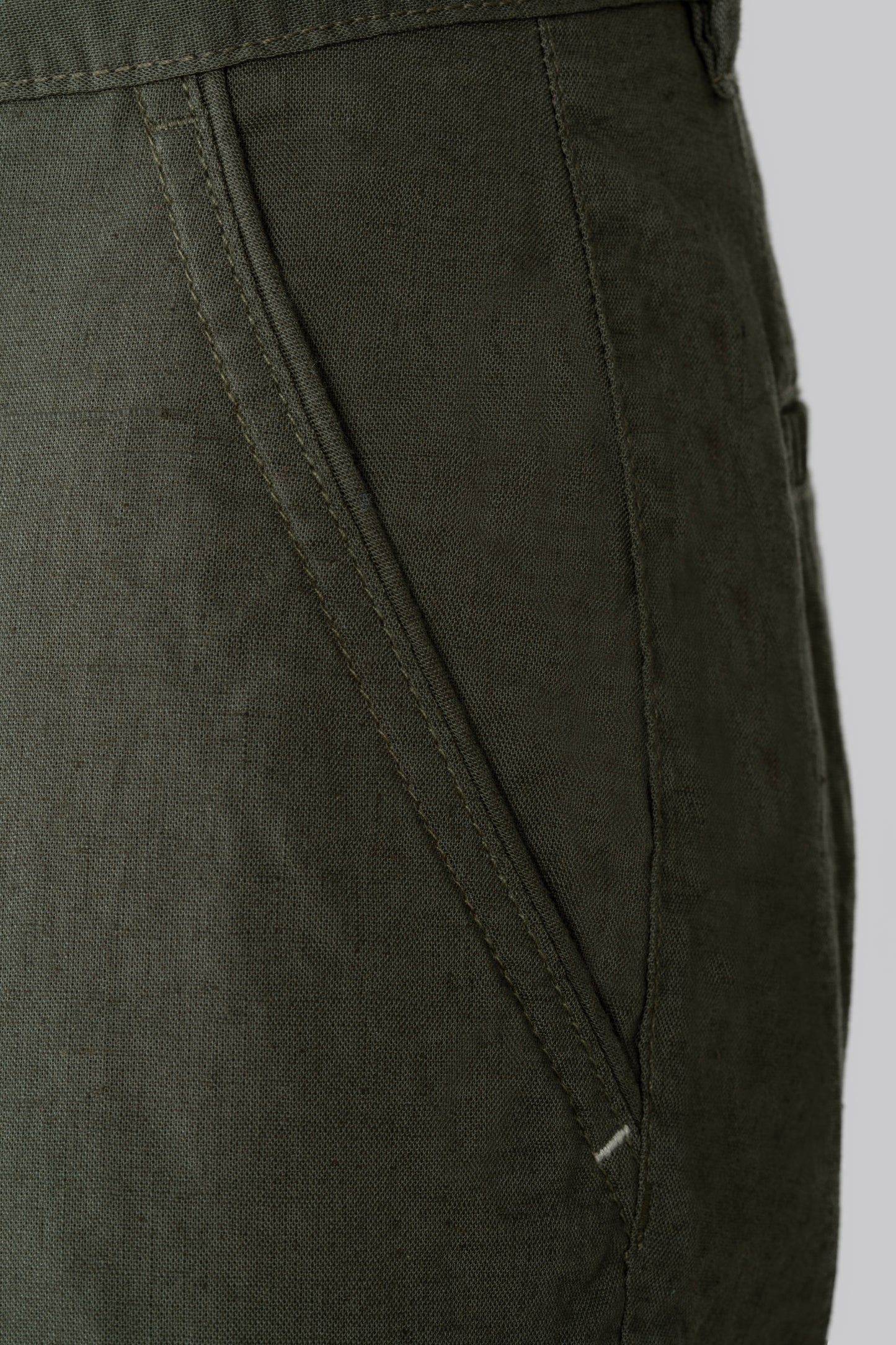 Bermuda shorts in cotton linen blend