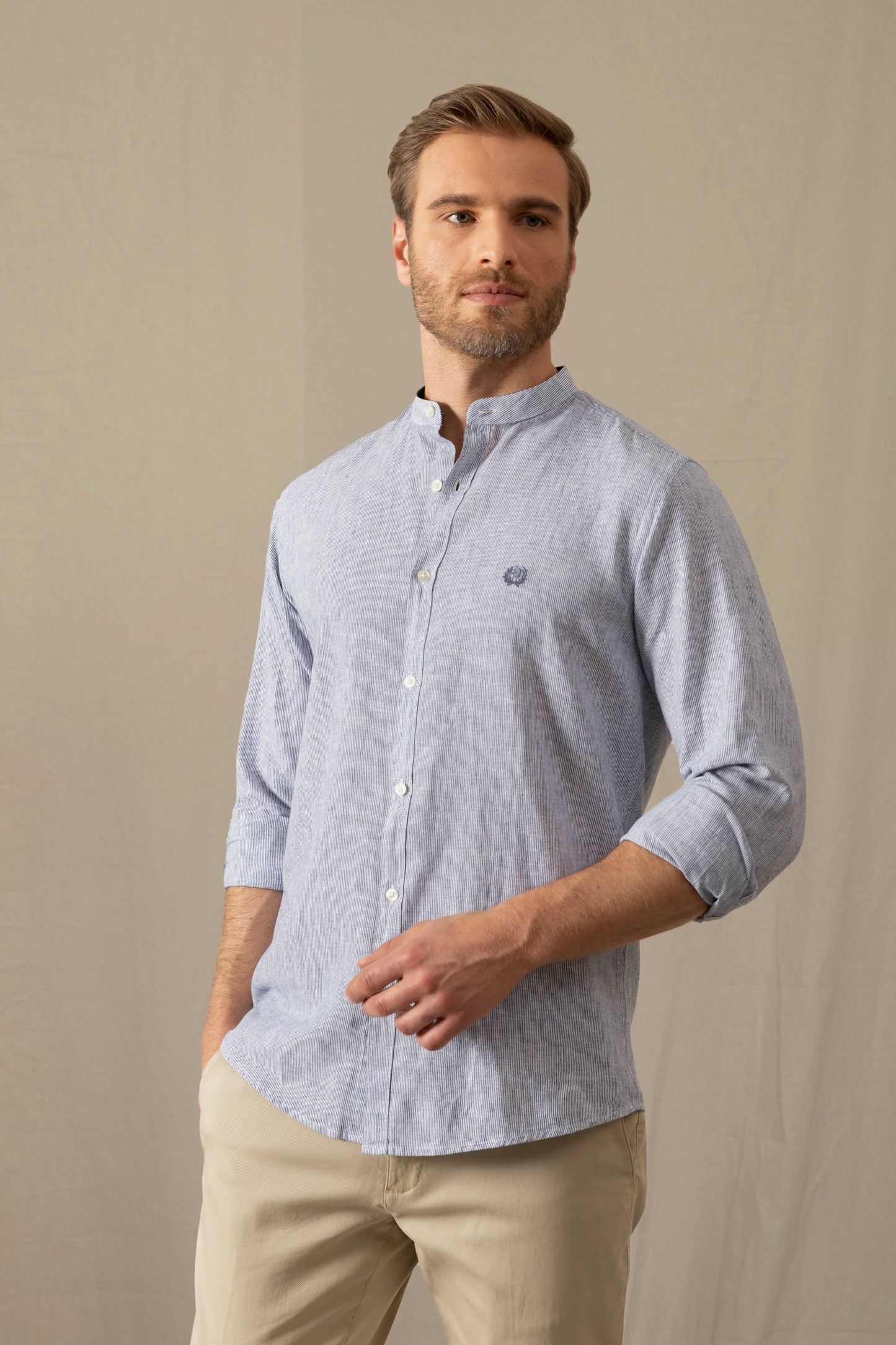 Camicia in misto lino cotone collo corea