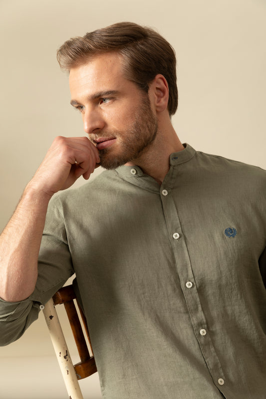 Camicia collo coreano in 100% puro lino