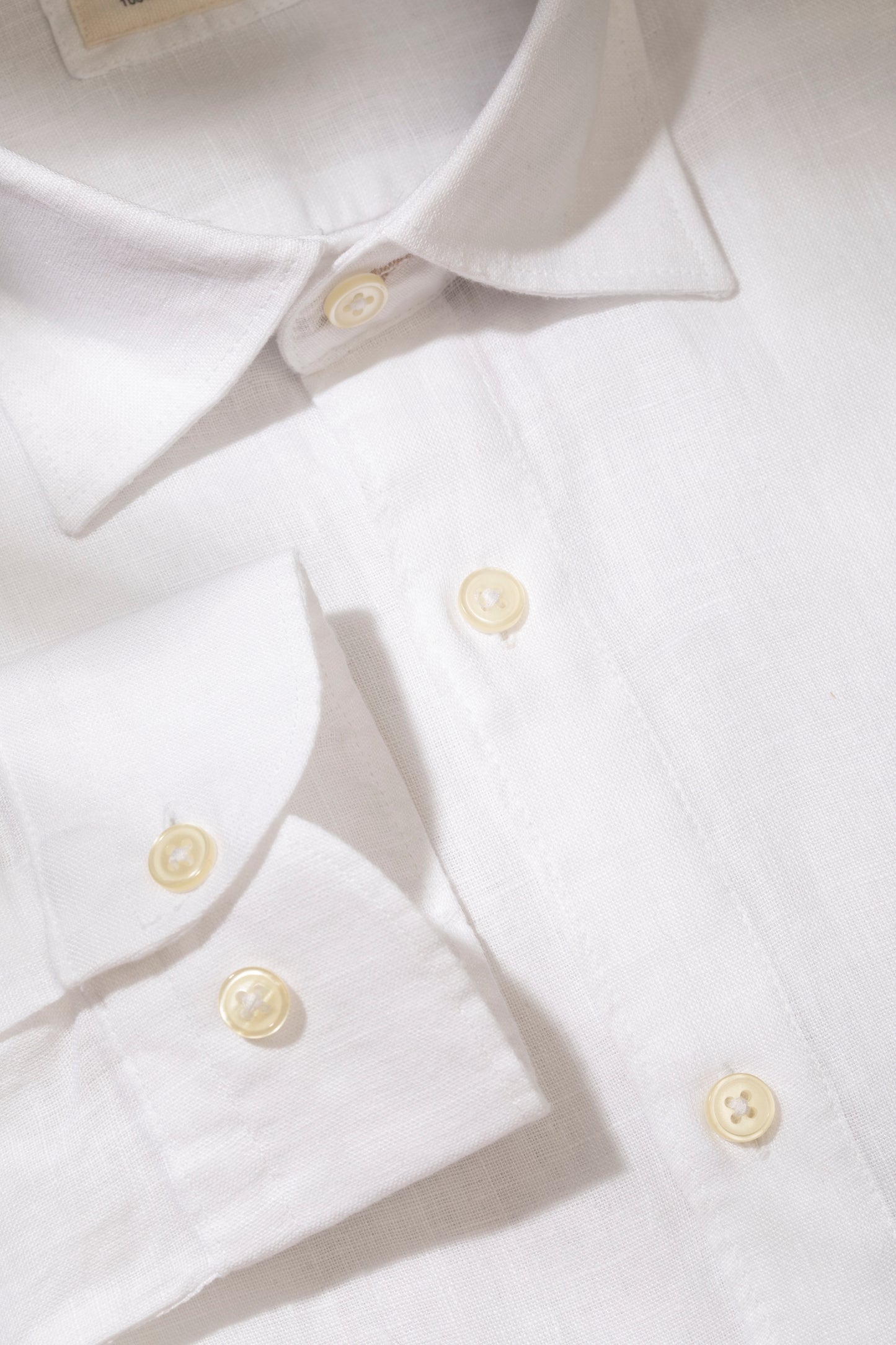 100% pure linen shirt with classic collar
