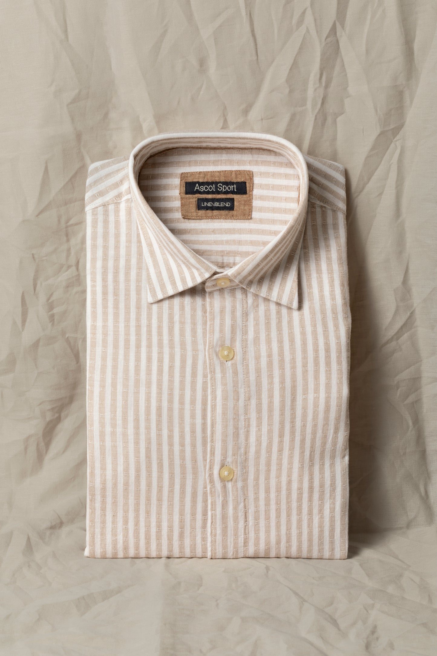 Classic collar shirt in cotton linen blend with textured stripes