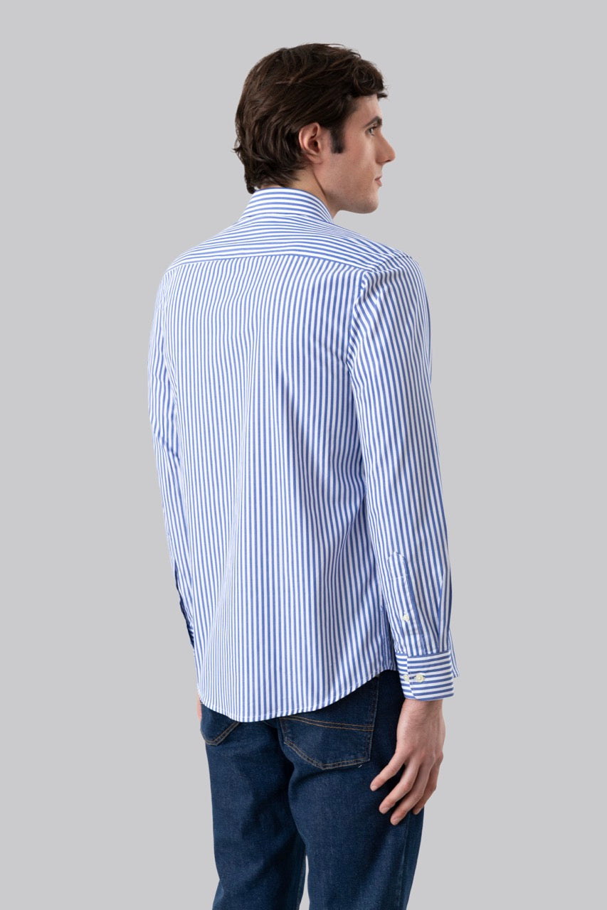 Camicia button down rigata in 100% popeline di cotone