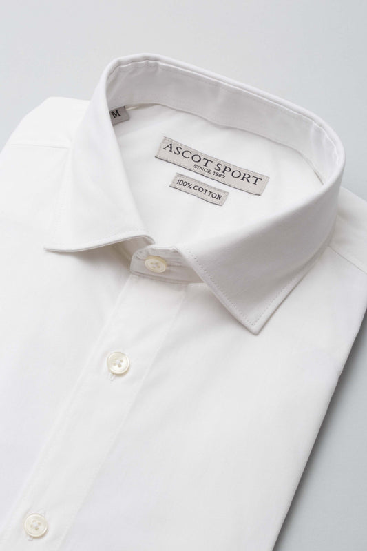 White long-sleeved shirt