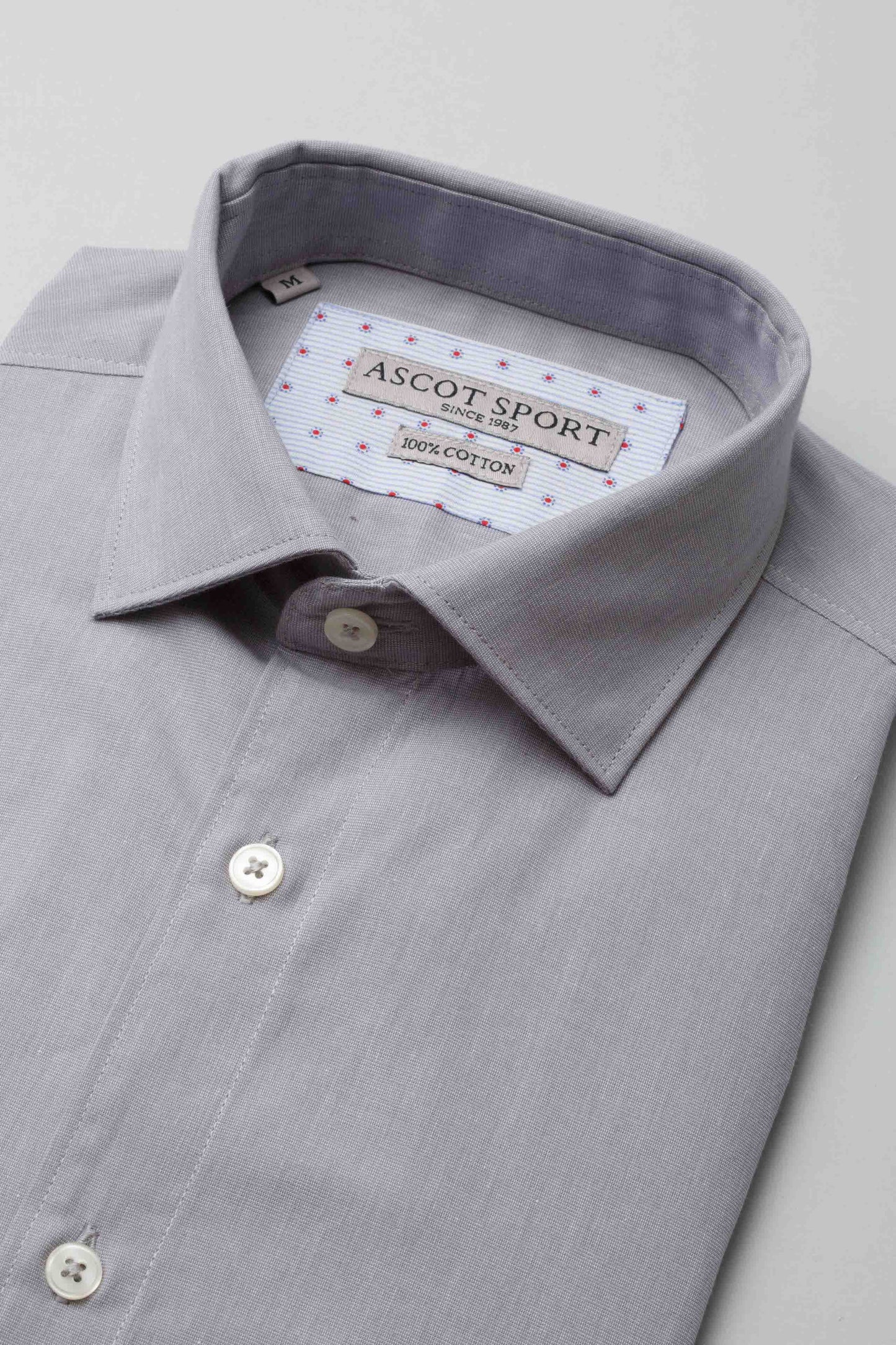 Camicia grigia a maniche lunghe