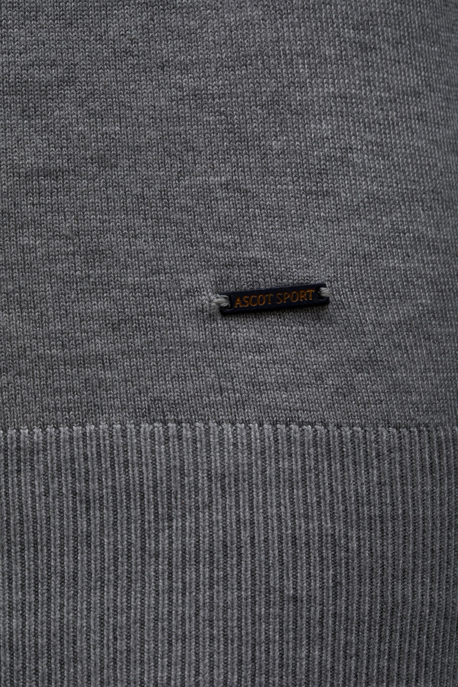 High-neck sweater