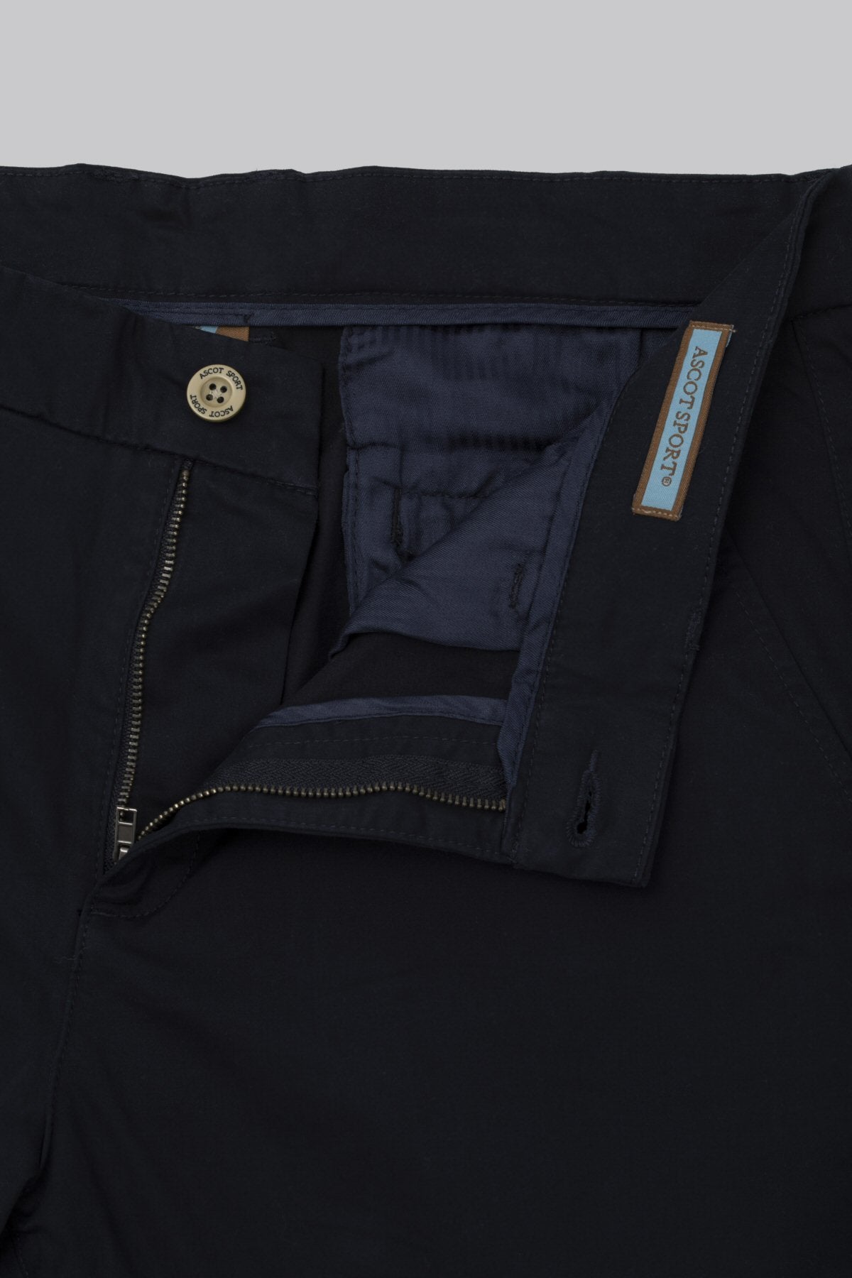 Pantalone chino in satin mano calda
