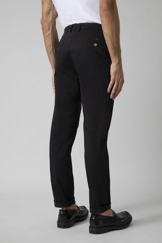 Chino trousers in peach satin