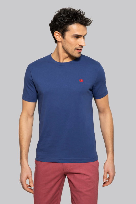 T-shirt with contrasting embroidery