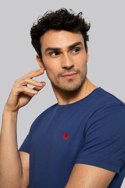 T-shirt with contrasting embroidery