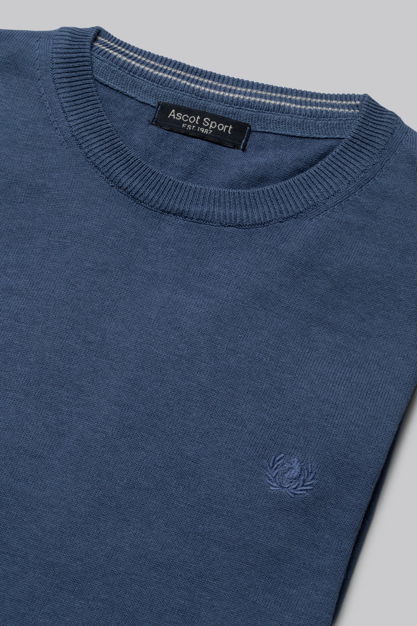100% light cotton crew neck sweater