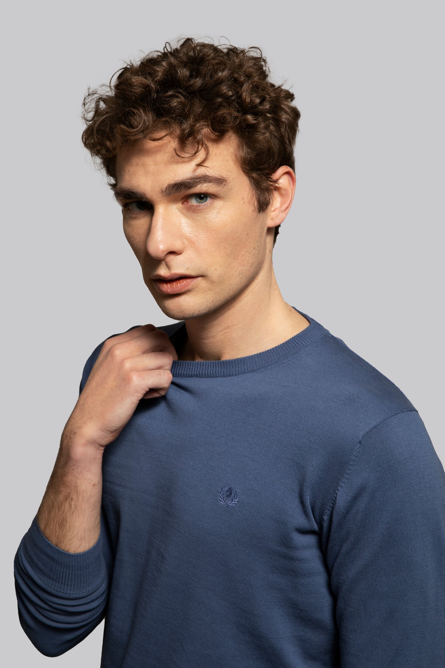 100% light cotton crew neck sweater