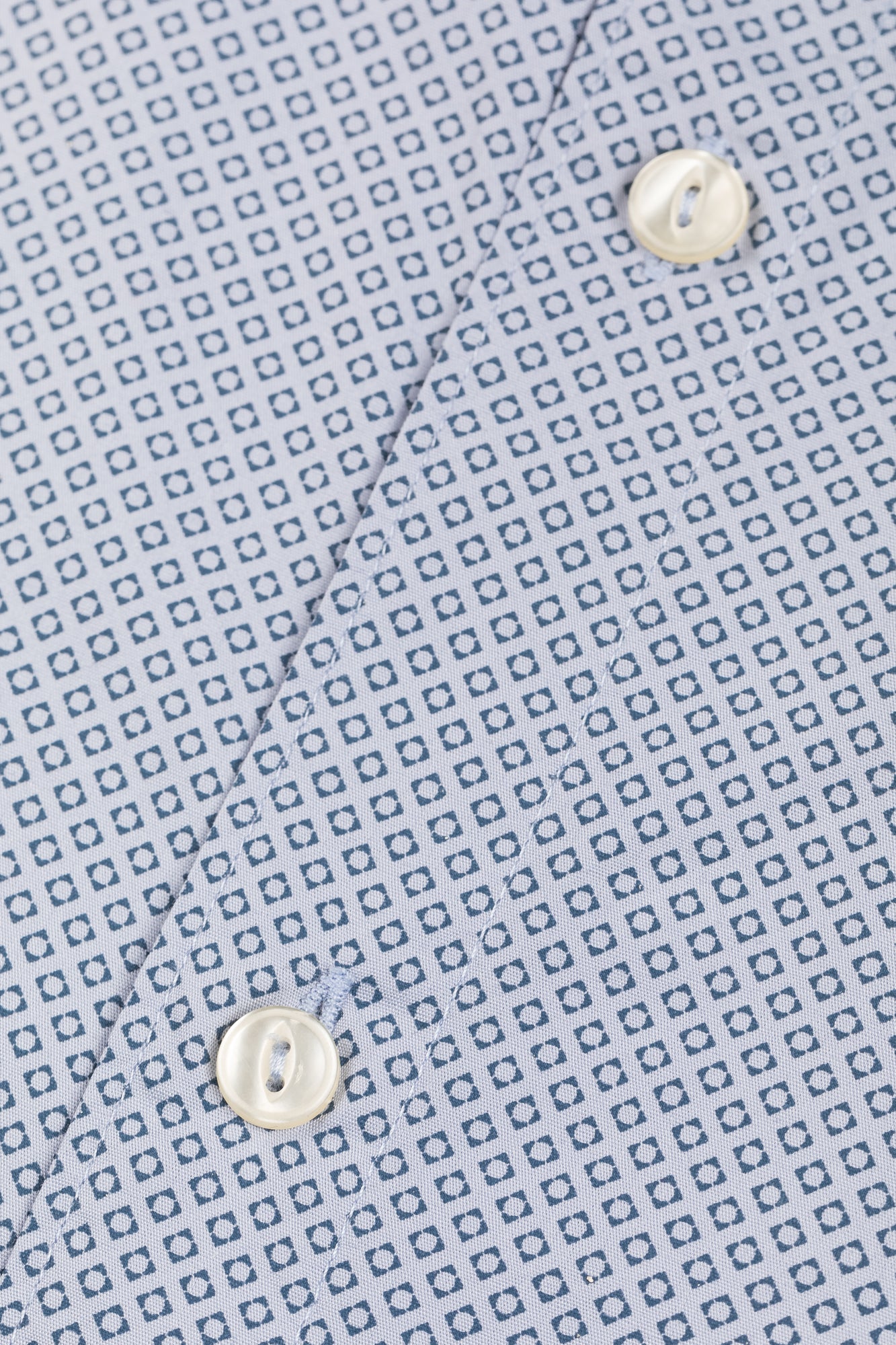 Shirt with geometric pattern