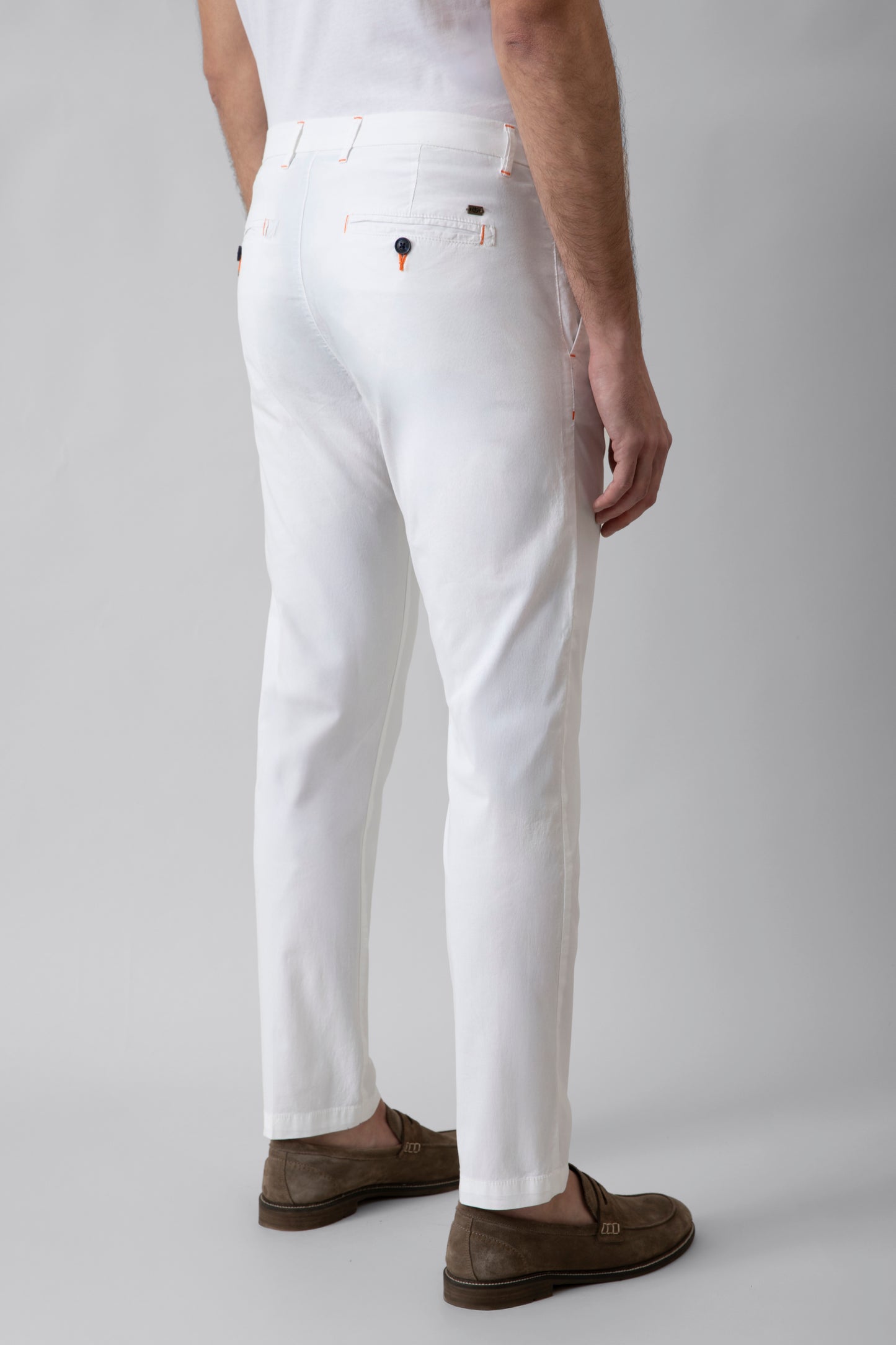 Pantalone Chino in popeline di cotone leggero stretch