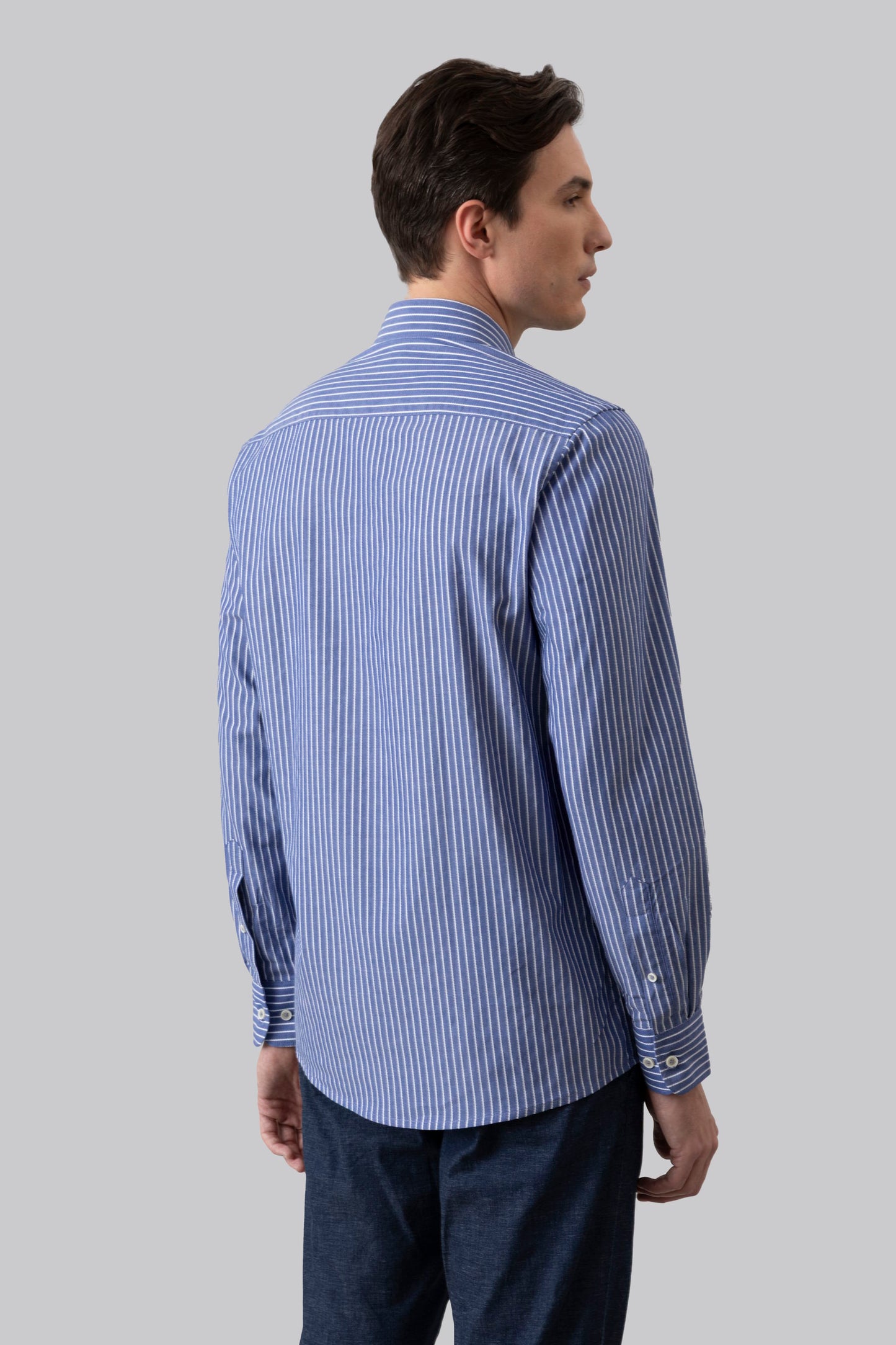 Camicia collo classico in riga jacquard di puro cotone blue bianco