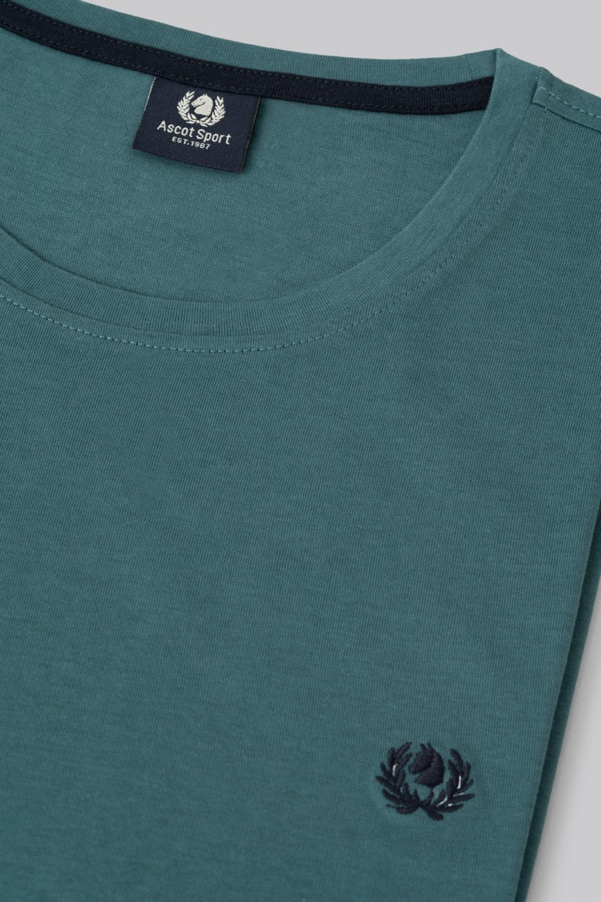 T-shirt 100% cotton with contrasting embroidery