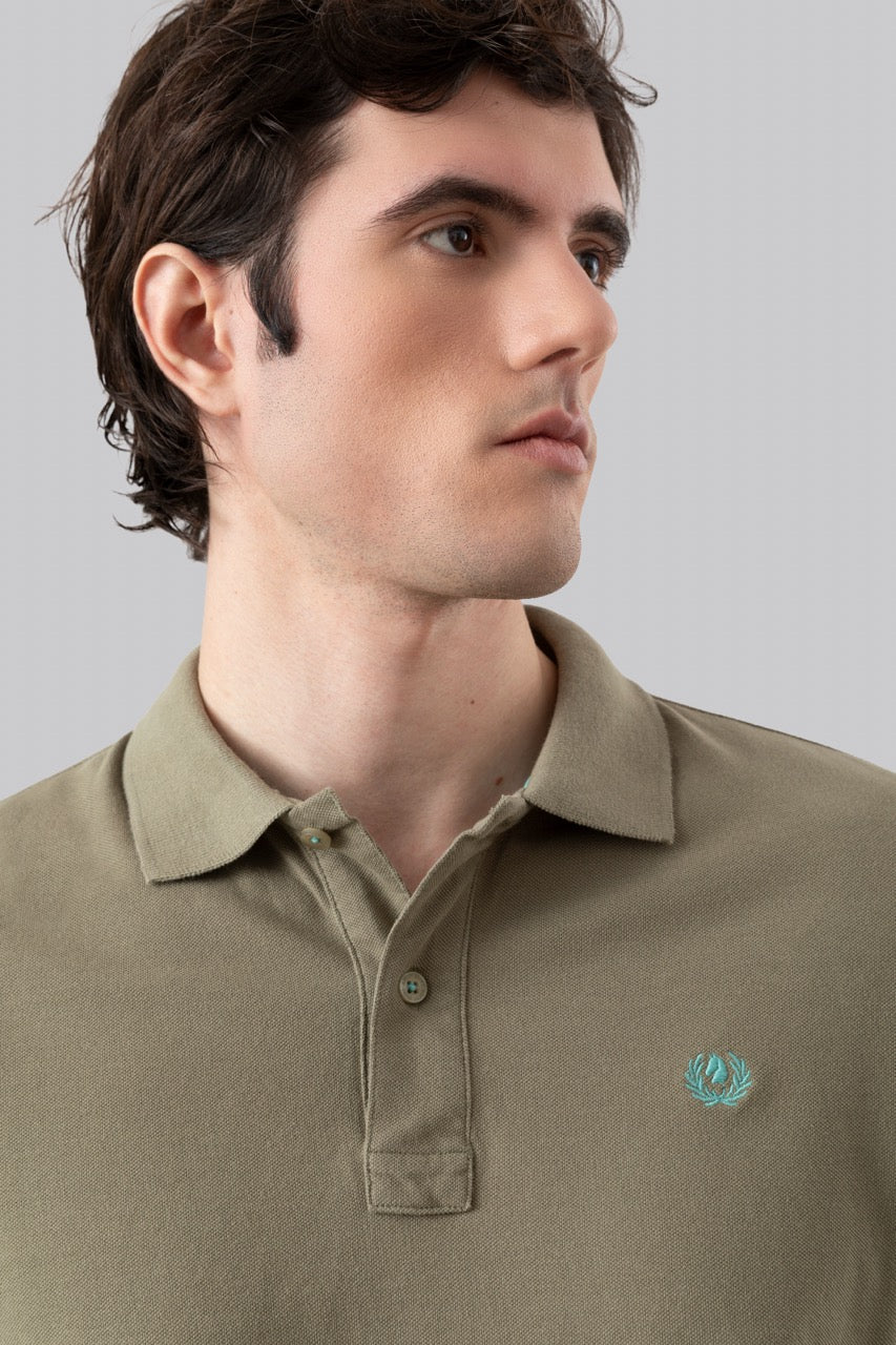 Polo in piquet di cotone con logo ricamato a contrasto