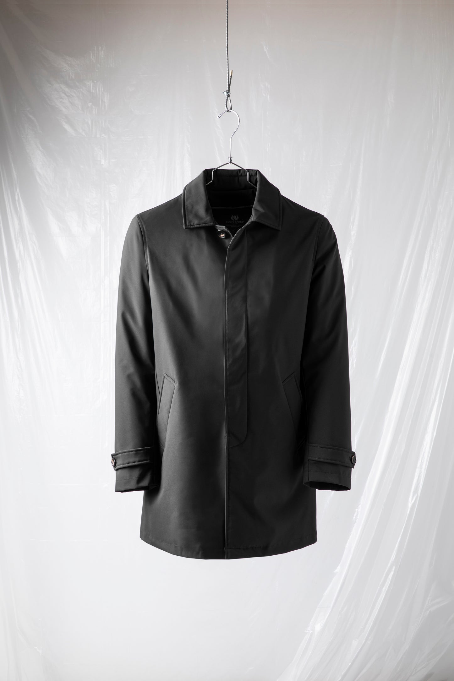 Cappotto tecnico con imbottitura thermosaldata