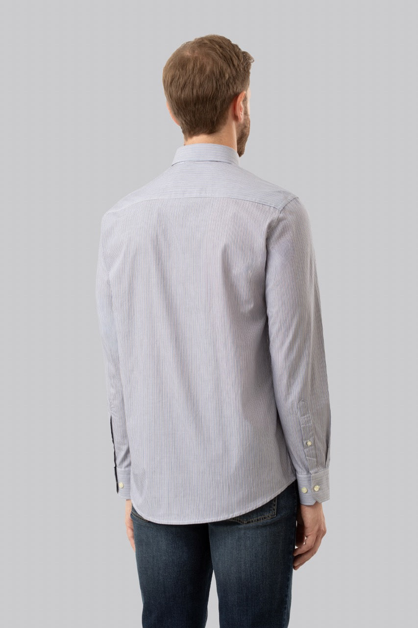 Camicia button down con taschino in popeline fantasia micro riga