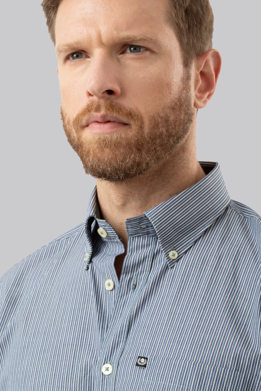 Camicia button down con taschino in popeline fantasia micro riga
