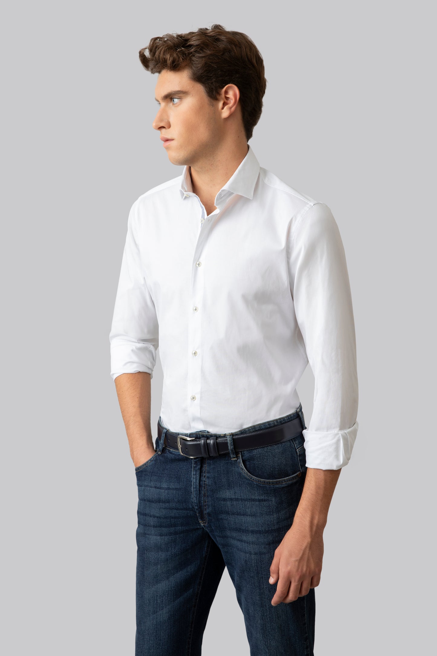 Camicia in popeline stretch con collo classico