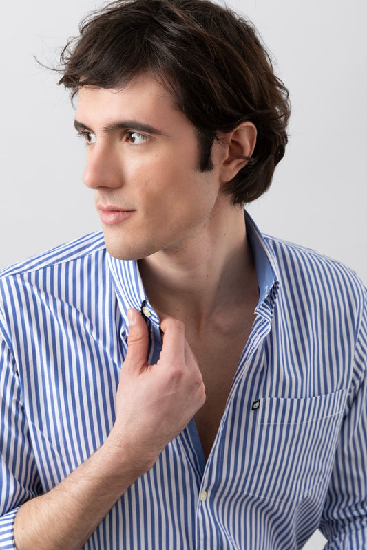 Camicia button down rigata in 100% popeline di cotone