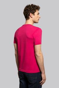 T-shirt con ricamo a contrasto