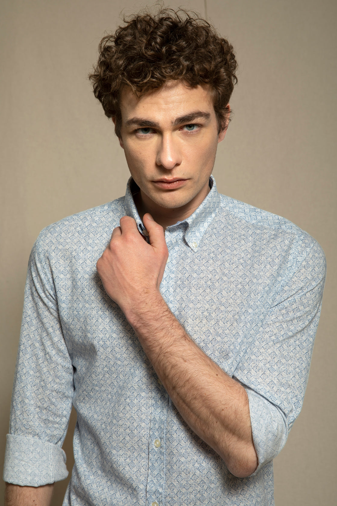 Camicia stampa maioliche in misto lino cotone