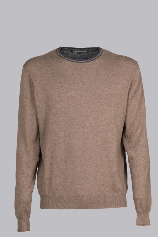Maglione beige con dettagli a contrasto