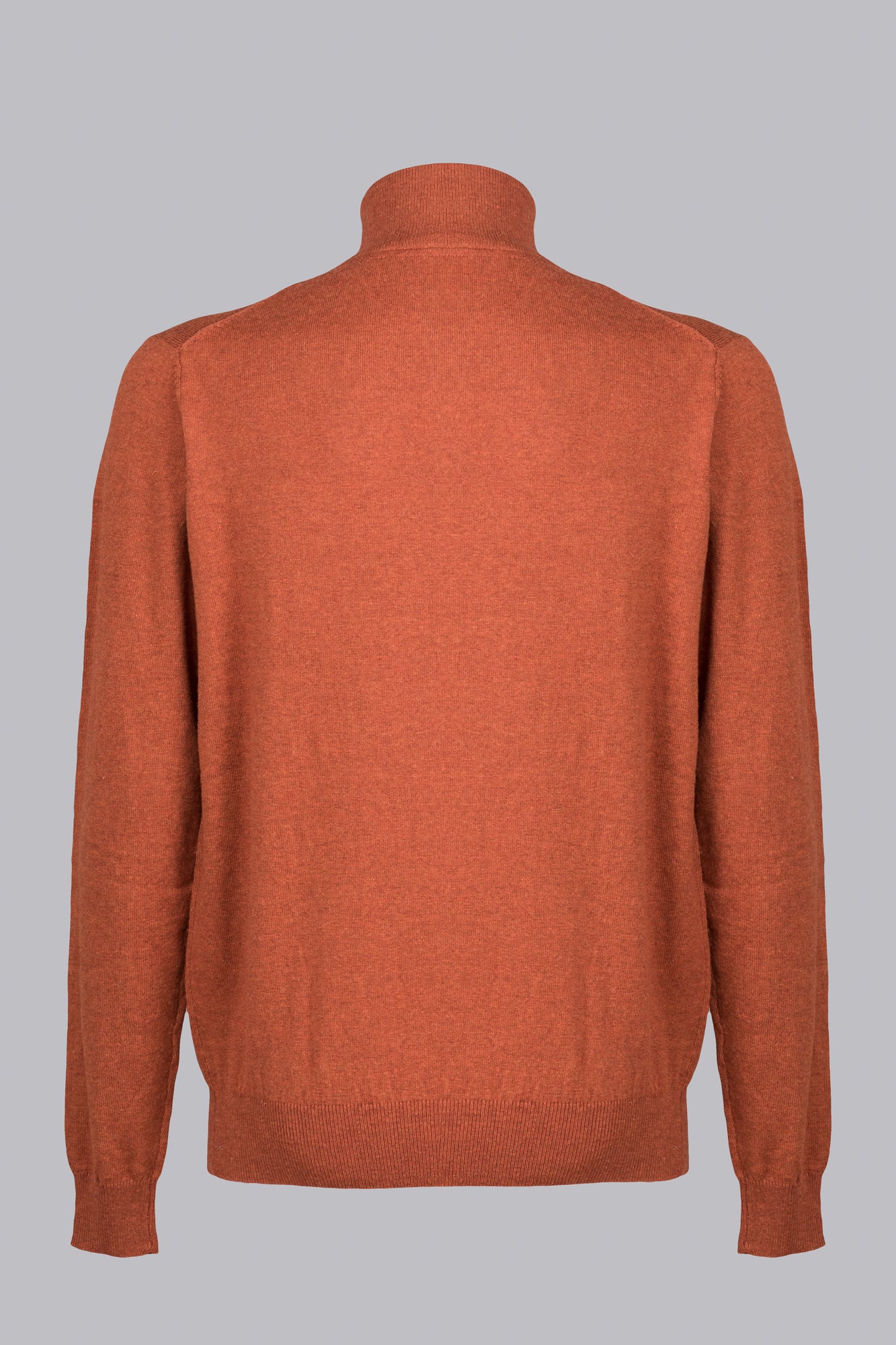 Maglione colore arancione