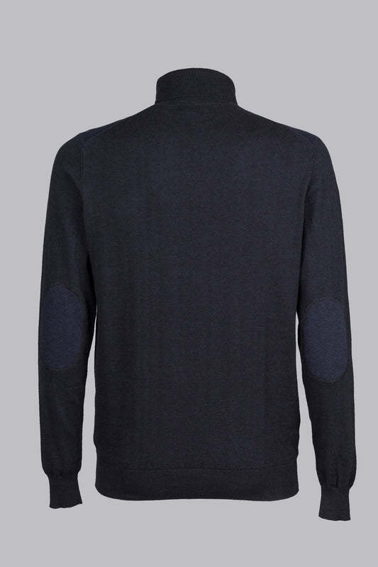 Maglione con collo alto